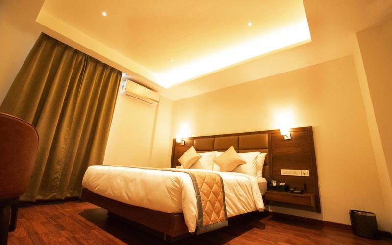 Super Hotel O Nar Comforts Near Ksr Railway Station Bangalore Eksteriør billede