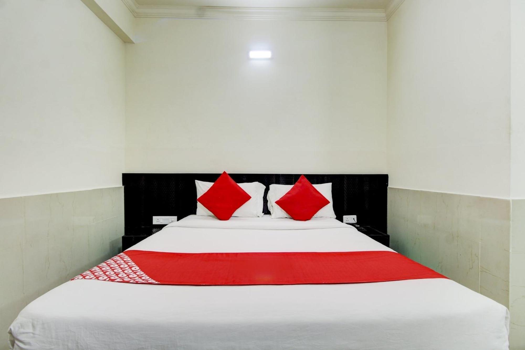 Super Hotel O Nar Comforts Near Ksr Railway Station Bangalore Eksteriør billede