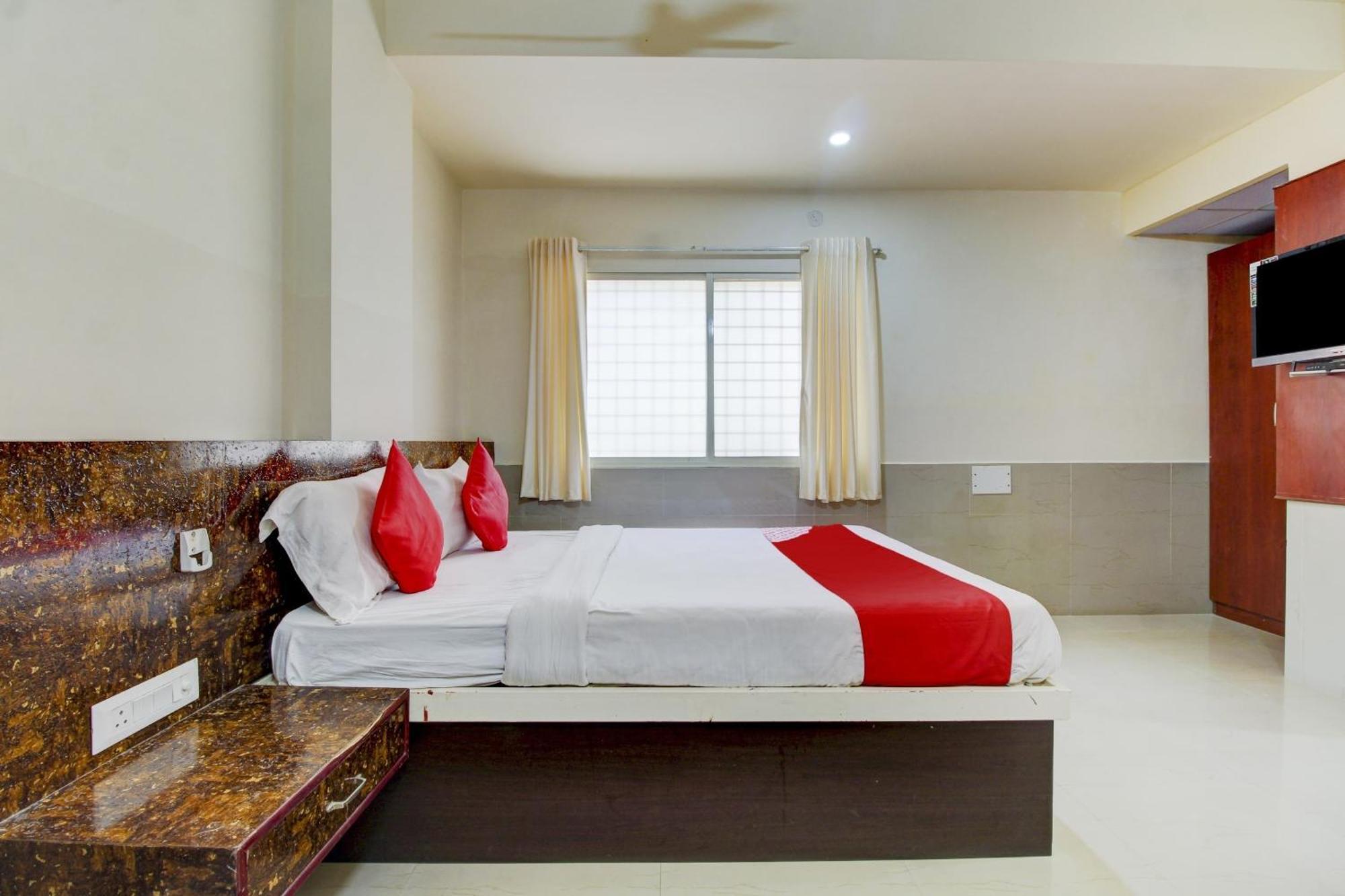 Super Hotel O Nar Comforts Near Ksr Railway Station Bangalore Eksteriør billede